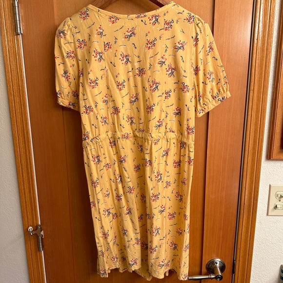 Urban Outfitters Kimchi Blue Yellow Floral Dress Women’s Size M - Picture 2 of 5